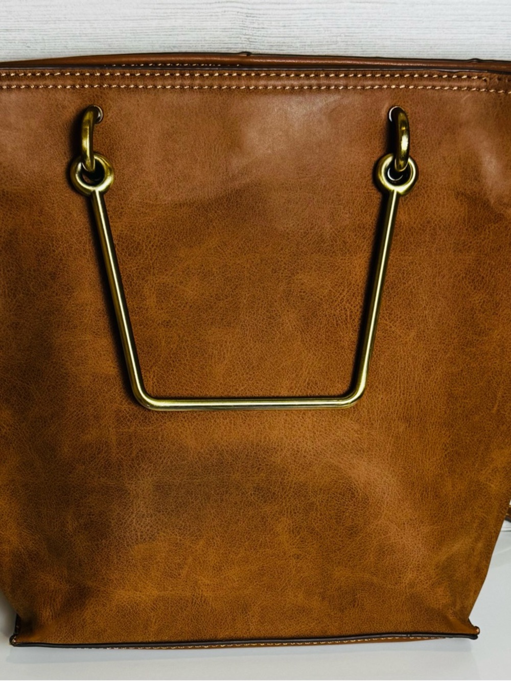 Elle Jae Gypset Brown Faux Leather Tote w/ Gold Bar Handles with Crossbody Strap - Picture 3 of 15